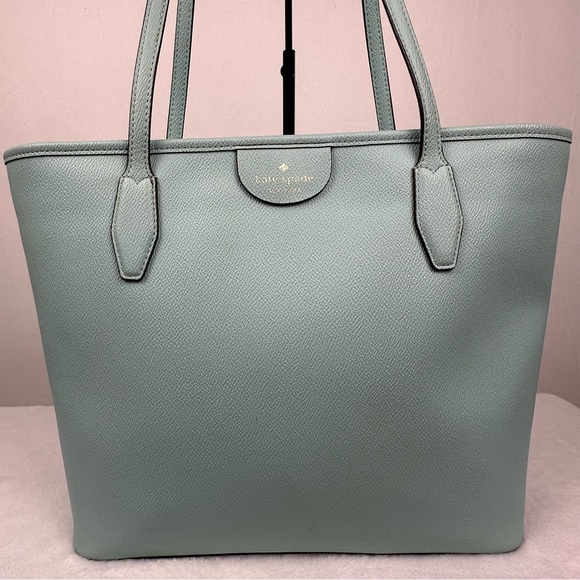 Kate Spade Tote - Picture 2 of 15